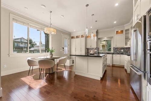 3042 33Rd Avenue W, Vancouver, BC 