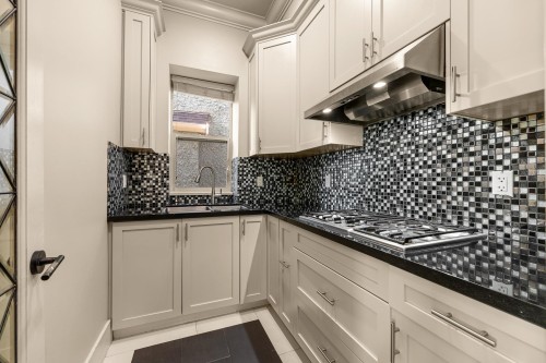 3042 33Rd Avenue W, Vancouver, BC 