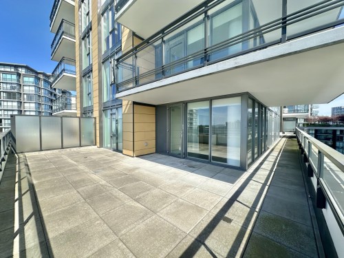 1005-3280 Corvette Way, Richmond, BC - Outdoor With Balcony