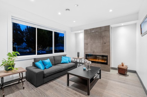 7493 Gatineau Place, Vancouver, BC 