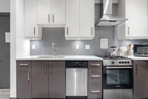 7493 Gatineau Place, Vancouver, BC 