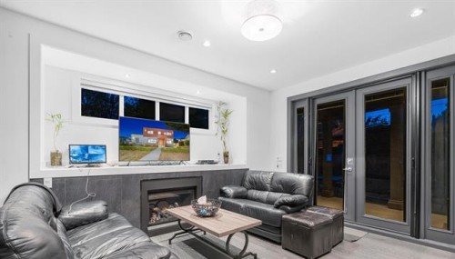 7493 Gatineau Place, Vancouver, BC 