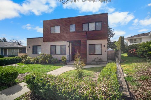 7493 Gatineau Place, Vancouver, BC 