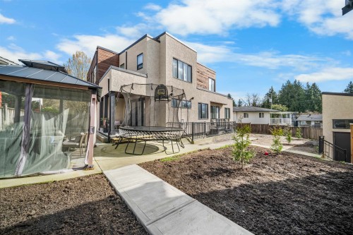 7493 Gatineau Place, Vancouver, BC 