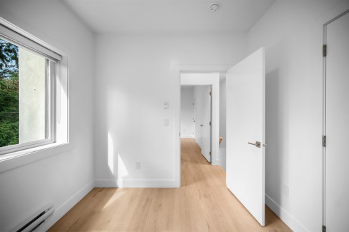 7493 Gatineau Place, Vancouver, BC 