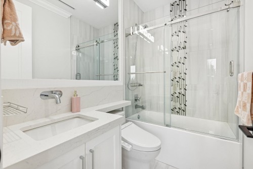 8580 Camden Crescent, Richmond, BC 