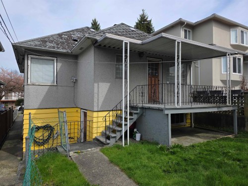 2530 7Th Avenue, Vancouver, BC 