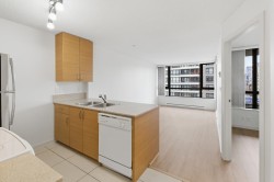 1606-909 Mainland Street Vancouver, BC V6B 1S3