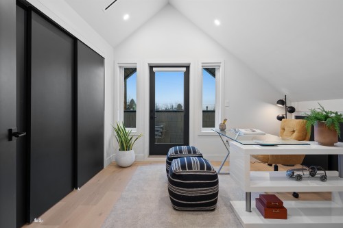 919 10Th Avenue E, Vancouver, BC 