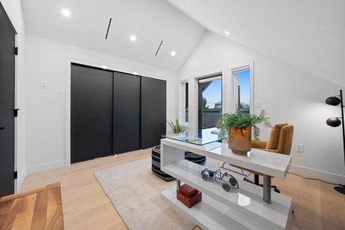 919 10Th Avenue E, Vancouver, BC 