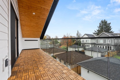 2-1822 14Th Avenue E, Vancouver, BC 