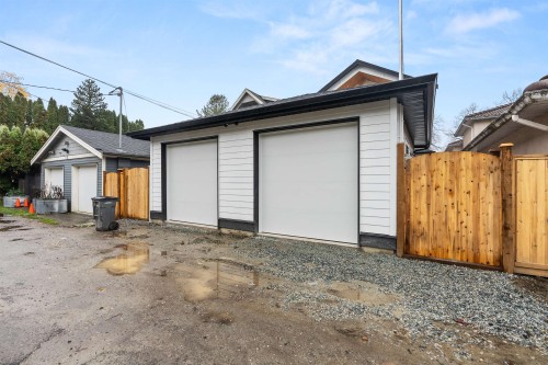 2-1822 14Th Avenue E, Vancouver, BC 