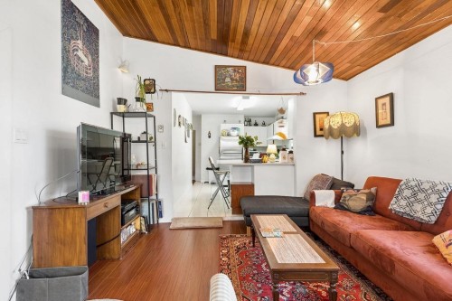 3708 Dumfries Street, Vancouver, BC 