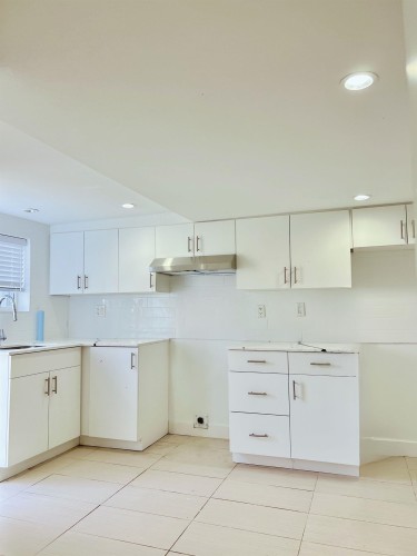 3708 Dumfries Street, Vancouver, BC 