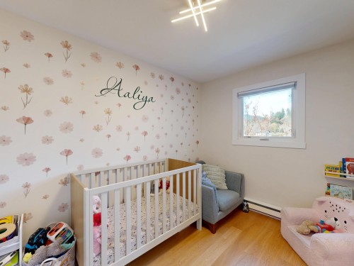 304-1528 Bowser Avenue, North Vancouver, BC 