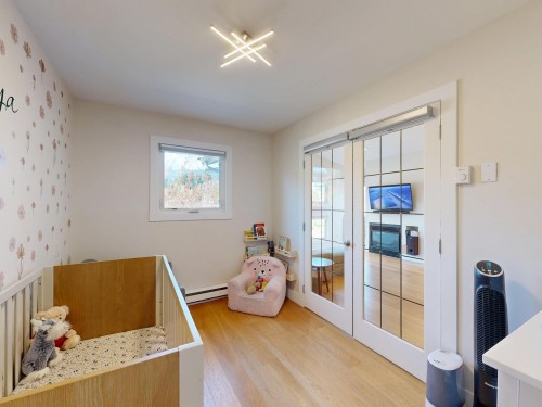 304-1528 Bowser Avenue, North Vancouver, BC 