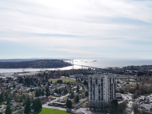 304-1528 Bowser Avenue, North Vancouver, BC 