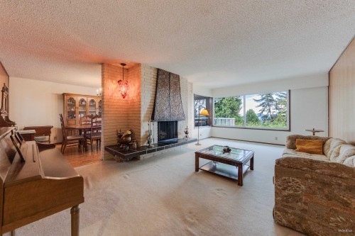2992 Lazy A Street, Coquitlam, BC 
