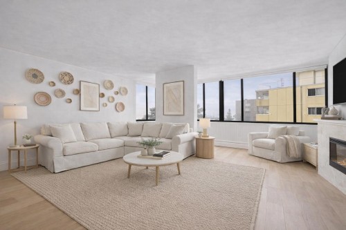 703-2167 Bellevue Avenue  West Vancouver, BC V7V 1C2