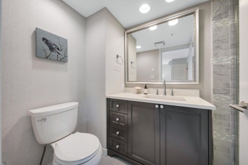 796 15Th Avenue W, Vancouver, BC 