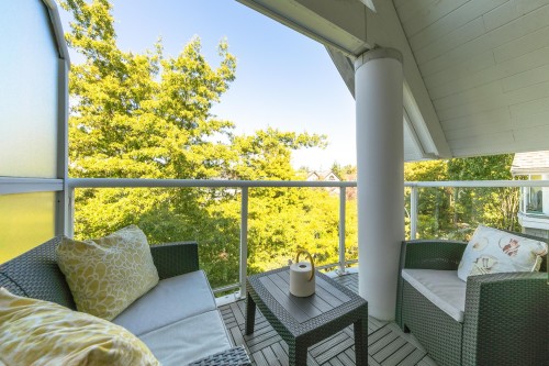 796 15Th Avenue W, Vancouver, BC 