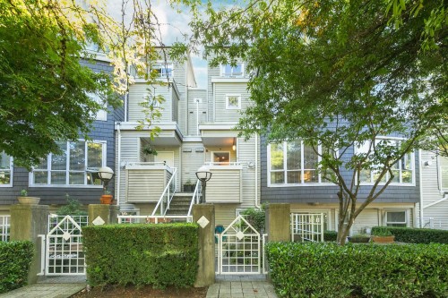 796 15Th Avenue W, Vancouver, BC 
