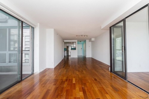 1304-283 Davie Street, Vancouver, BC 