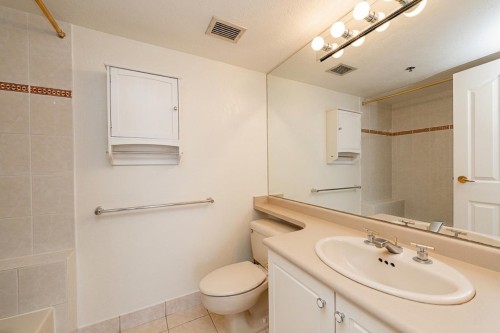 1304-283 Davie Street, Vancouver, BC 