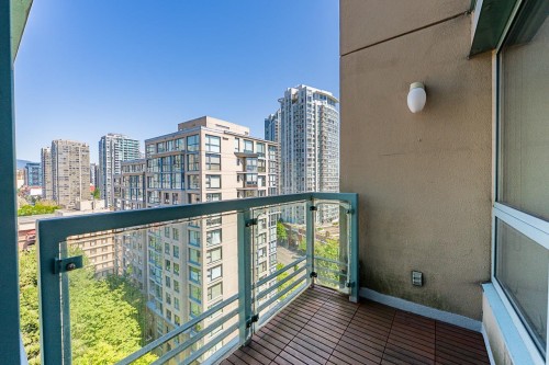 1304-283 Davie Street, Vancouver, BC 