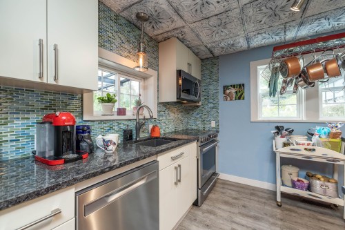 2212 Brookmount Avenue, Coquitlam, BC 