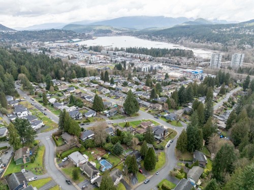 2212 Brookmount Avenue, Coquitlam, BC 