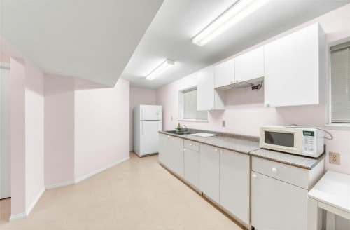 2974 Delahaye Drive, Coquitlam, BC 