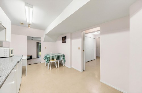 2974 Delahaye Drive, Coquitlam, BC 