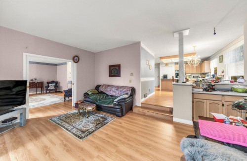 2974 Delahaye Drive, Coquitlam, BC 