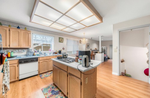 2974 Delahaye Drive, Coquitlam, BC 