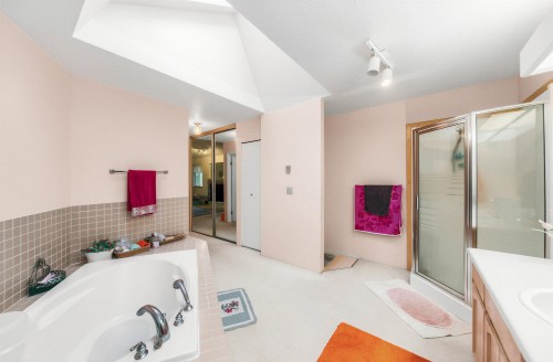 2974 Delahaye Drive, Coquitlam, BC 