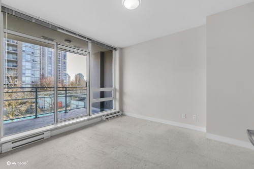 706-2968 Glen Drive, Coquitlam, BC 