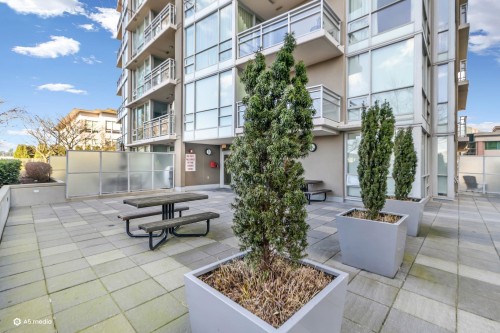 706-2968 Glen Drive, Coquitlam, BC 