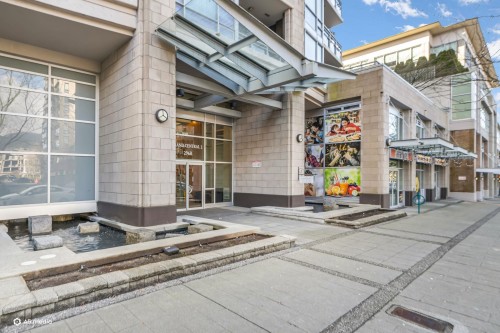 706-2968 Glen Drive, Coquitlam, BC 