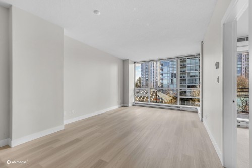 706-2968 Glen Drive, Coquitlam, BC 