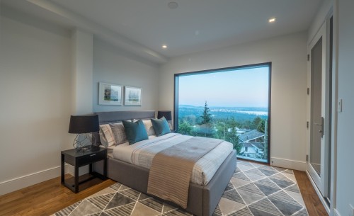 1060 Crestline Road, West Vancouver, BC 