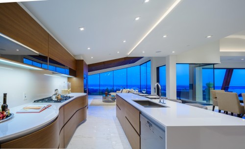 1060 Crestline Road, West Vancouver, BC 