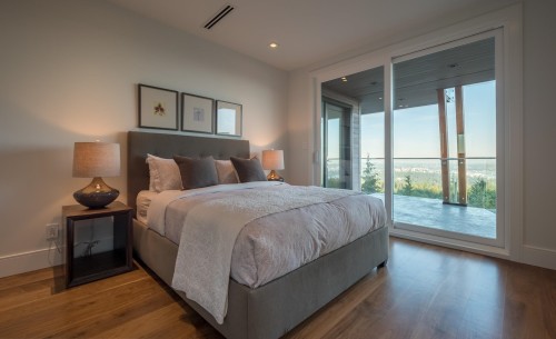 1060 Crestline Road, West Vancouver, BC 