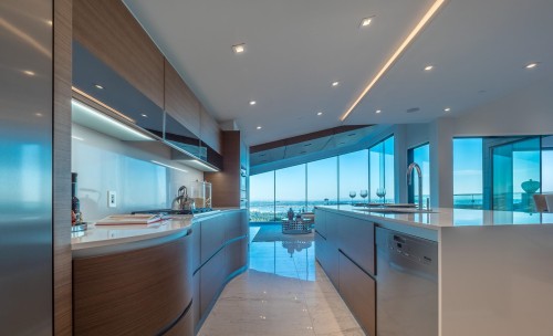 1060 Crestline Road, West Vancouver, BC 