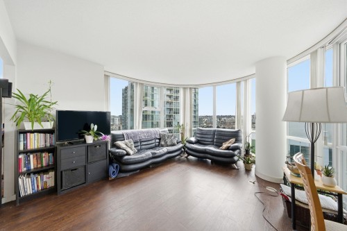 1808-193 Aquarius Mews, Vancouver, BC 