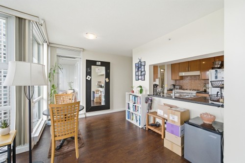 1808-193 Aquarius Mews, Vancouver, BC 
