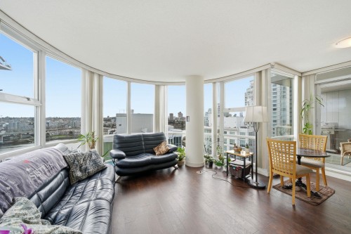 1808-193 Aquarius Mews, Vancouver, BC 