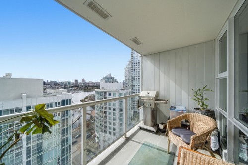 1808-193 Aquarius Mews, Vancouver, BC 