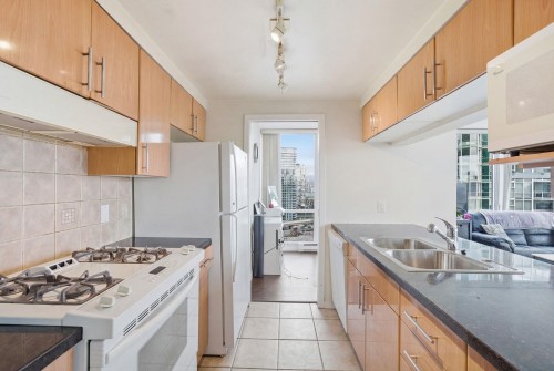 1808-193 Aquarius Mews, Vancouver, BC 