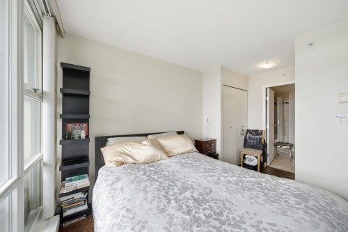 1808-193 Aquarius Mews, Vancouver, BC 